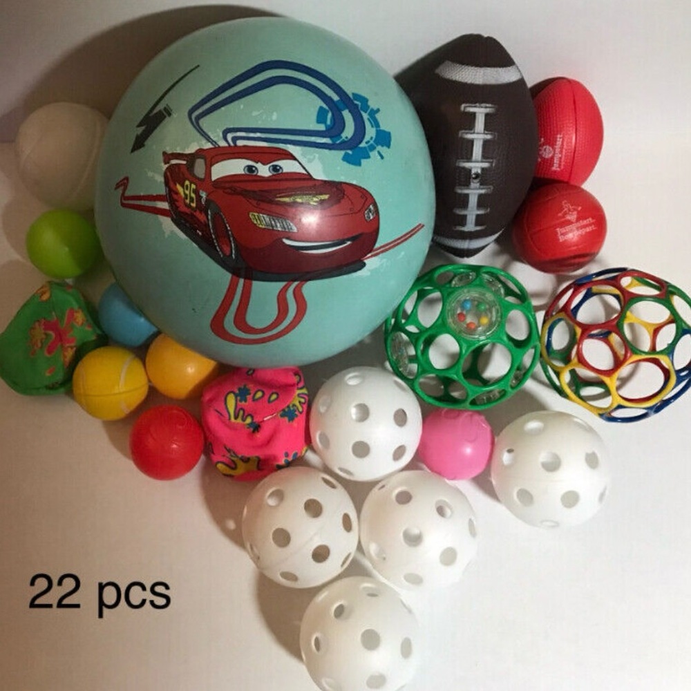 Various size of balls for toddlers 22 pieces